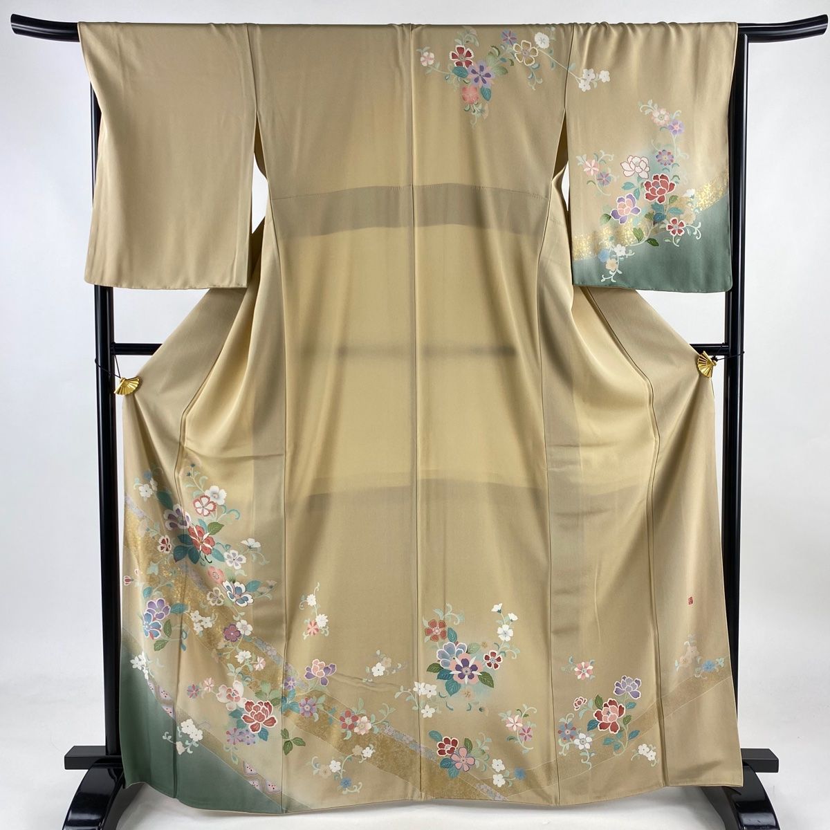 訪問着 身丈167cm 裄丈67cm M 袷 落款 草花 金糸 金彩 ベージュ 正絹 名品