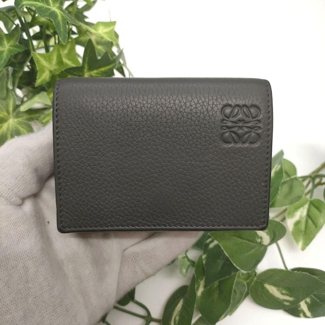 【✨未使用級】 ヴィヴィアン 三つ折り財布 オーブ クロコ がま口 レザー　黒 ✨未使用級】 ヴィヴィアン 三つ折り財布 オーブ クロコ がま口 レザー 黒