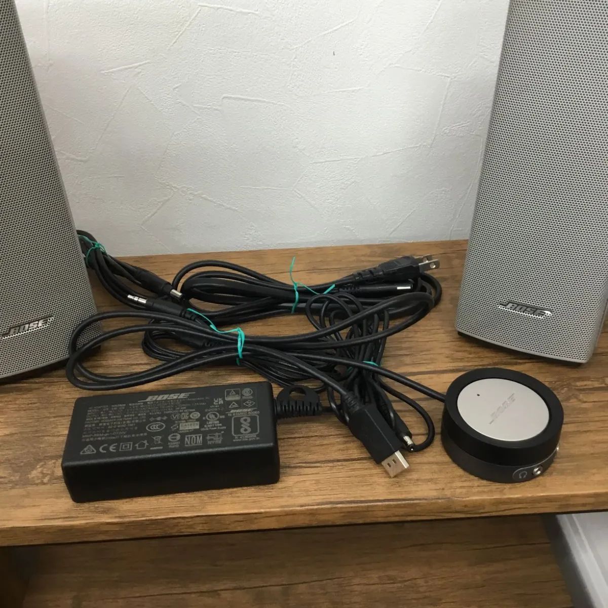 BOSE Companion 20 multimedia speaker system PCスピーカー アクティブスピーカー 付属品有り  エキスパート藤沢辻堂店 - メルカリ