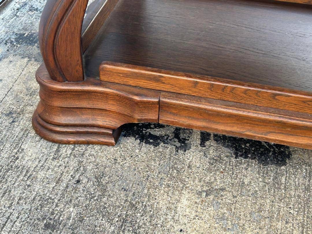 重厚感のあるオーク材　オランダ家具　センターテーブル　ローテーブル　SZ 重厚感のあるオーク材 オランダ家具 センターテーブル ロー