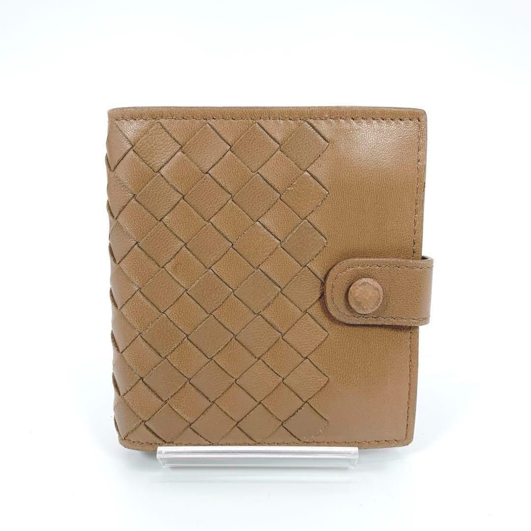 ボッテガヴェネタ　2つ折り財布ブラウン イントレチャート 二つ折りウォレット のために メンズ で ブラック