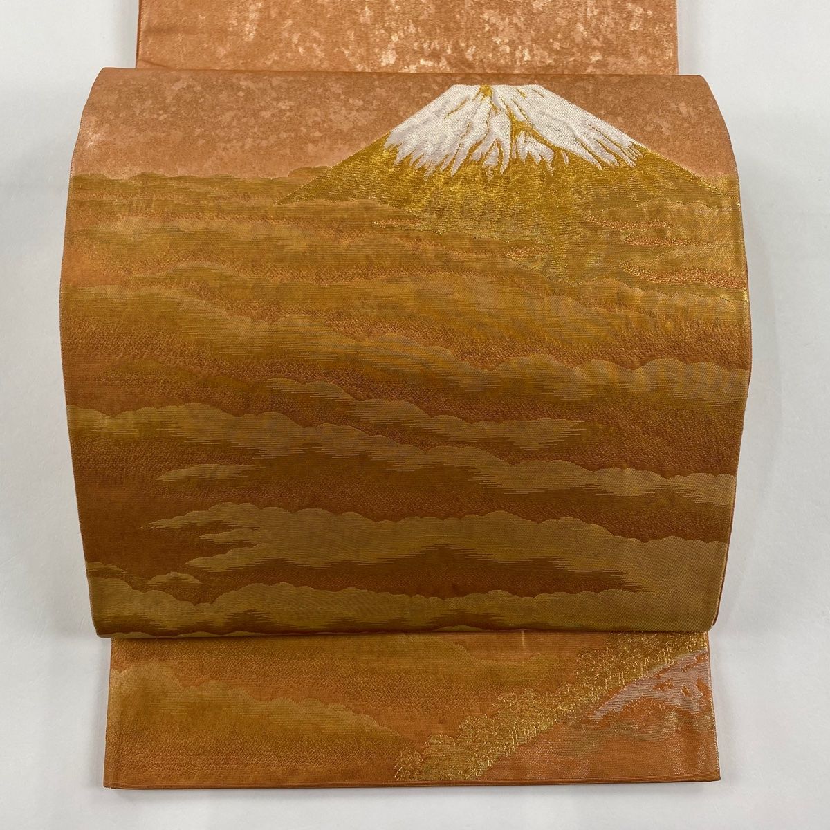 袋帯 秀品 じゅらく 落款 横山大観 富士山 雲海 金糸 箔