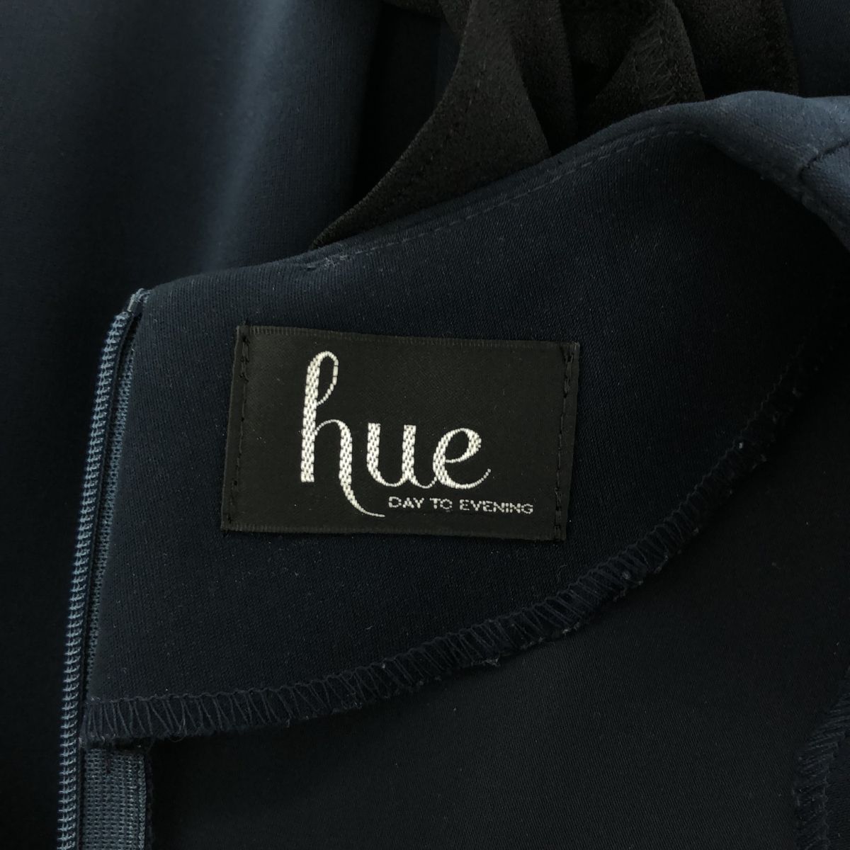 hue DAY TO EVENING ヒューデイトゥイブニング ネイビー ブラック 黒  