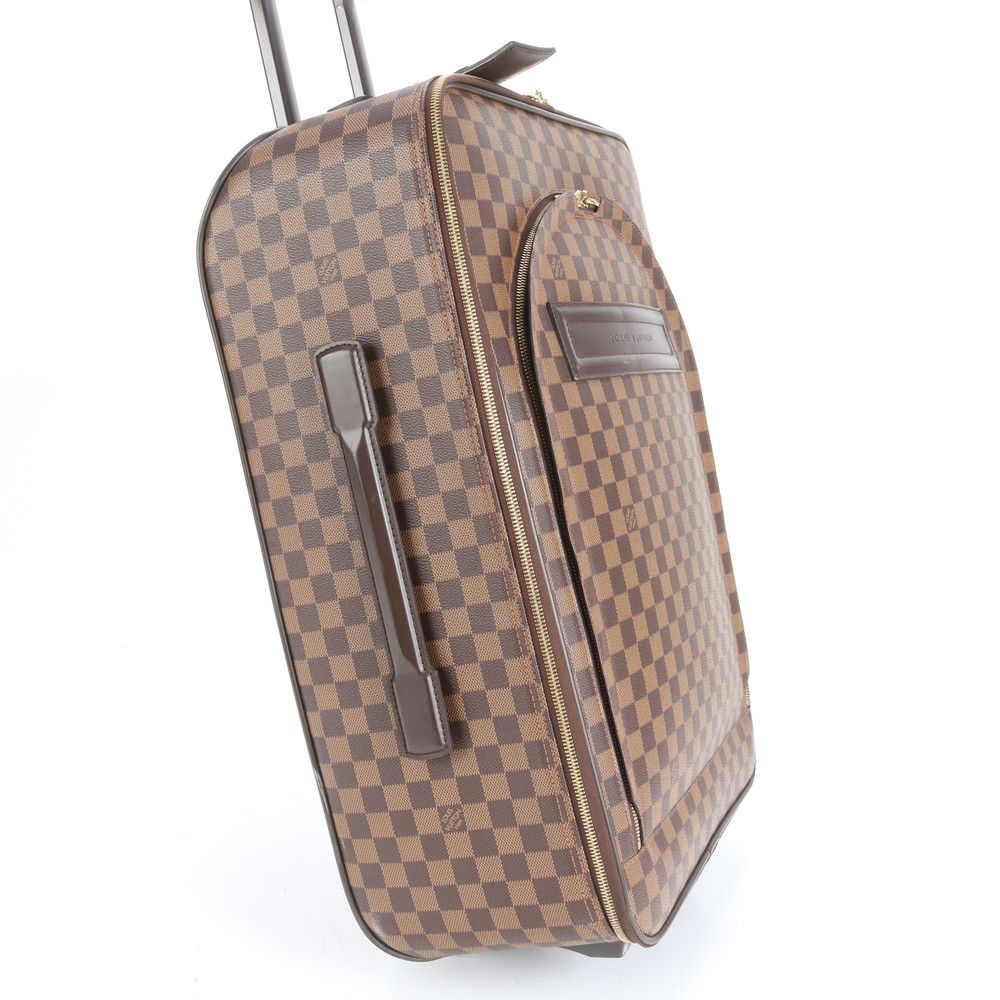 希少 リモワ×ポルシェ MARTINI RACING アメニティキット RIMOWA