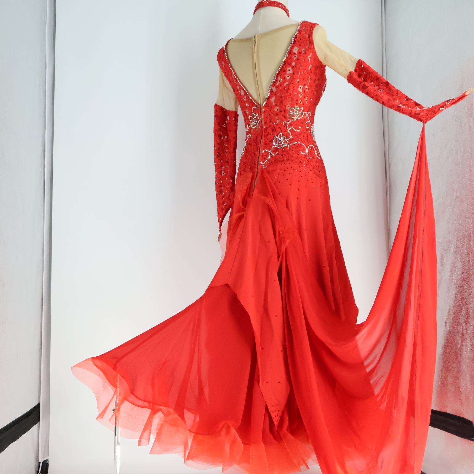 社交ダンス衣装】レッド ワンピース ドレス 赤 フリル レース フロート