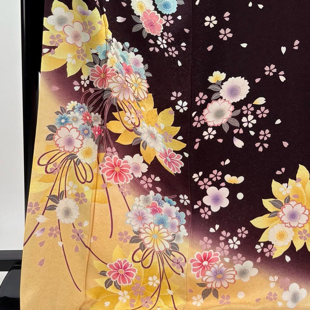 振袖フルセット(7点)・古典柄・刺繍・桜・牡丹・雪輪・貝桶・七宝・鹿の子・正絹 振袖フルセット(7点)・古典柄・刺繍・桜・牡丹・雪輪・貝桶