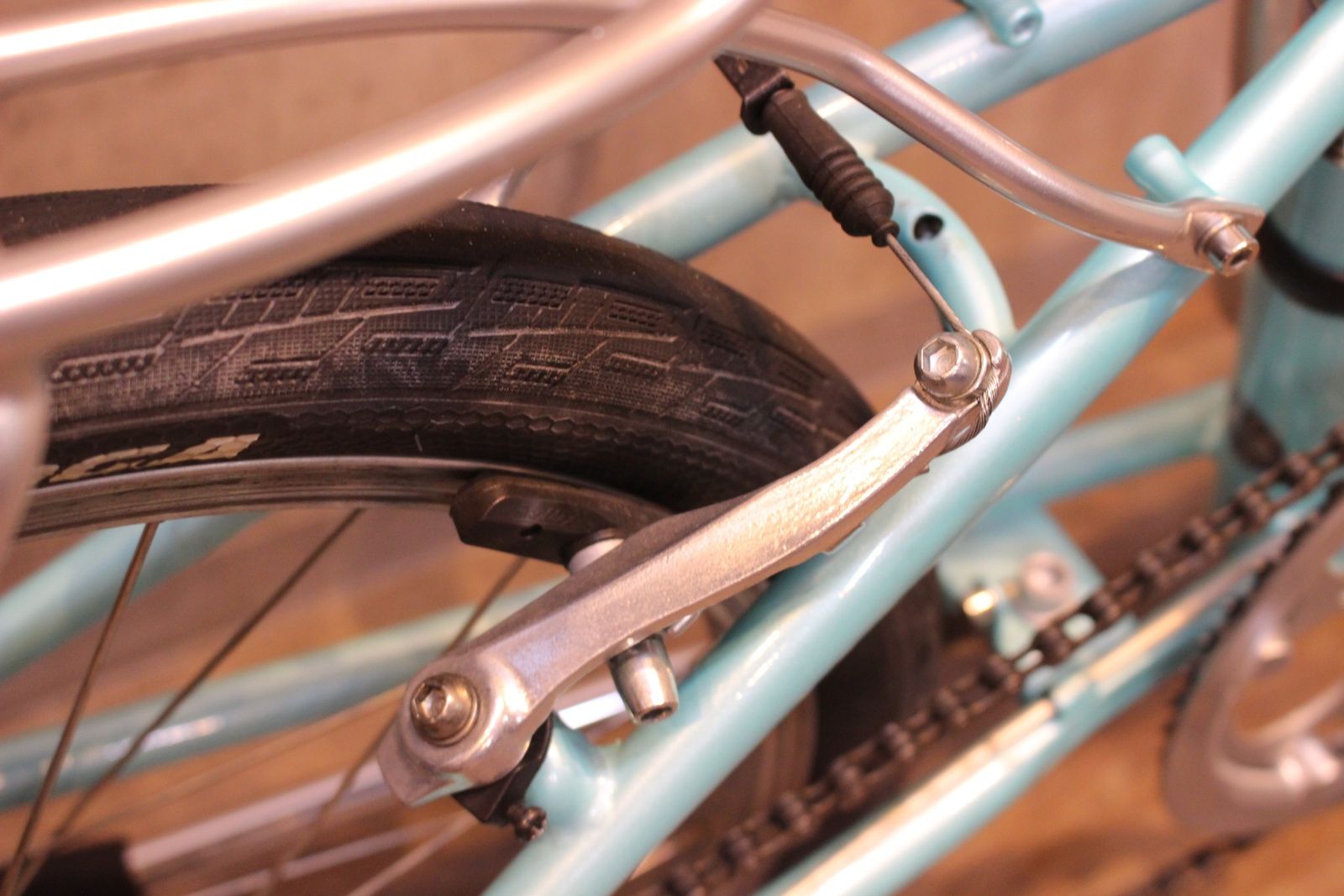 ダホン DAHON ボードウォーク BOARDWALK D7 シマノ 7S 折り畳み自転車 ミニベロ 名古屋店 BRIGHTFACE_UK