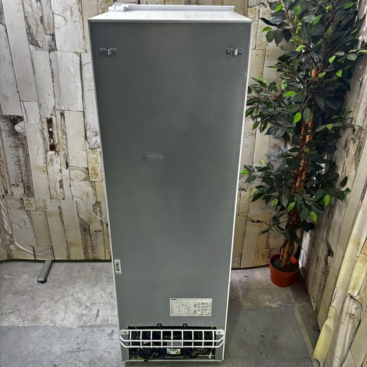 KRD162-W ノンフロン冷凍冷蔵庫