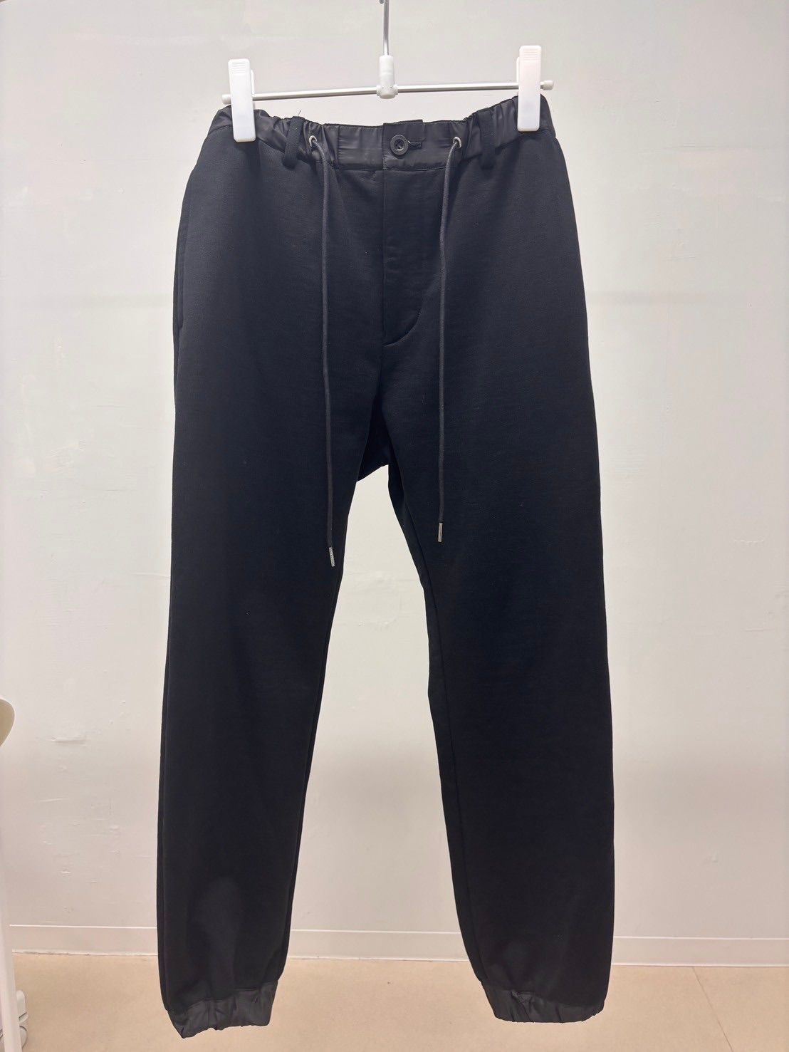 sacai パンツ　サイズ0 sacai（サカイ）その他 黒 サイズ:0(XS位) メンズ/2200510578015