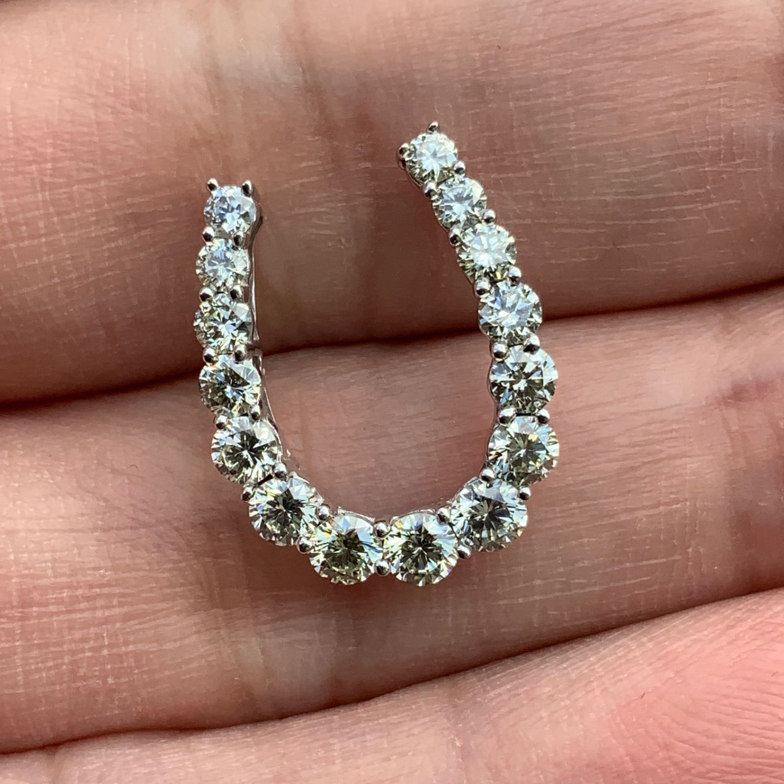 K18WG 馬蹄 ペンダントトップ ダイヤ1ct 1.6g