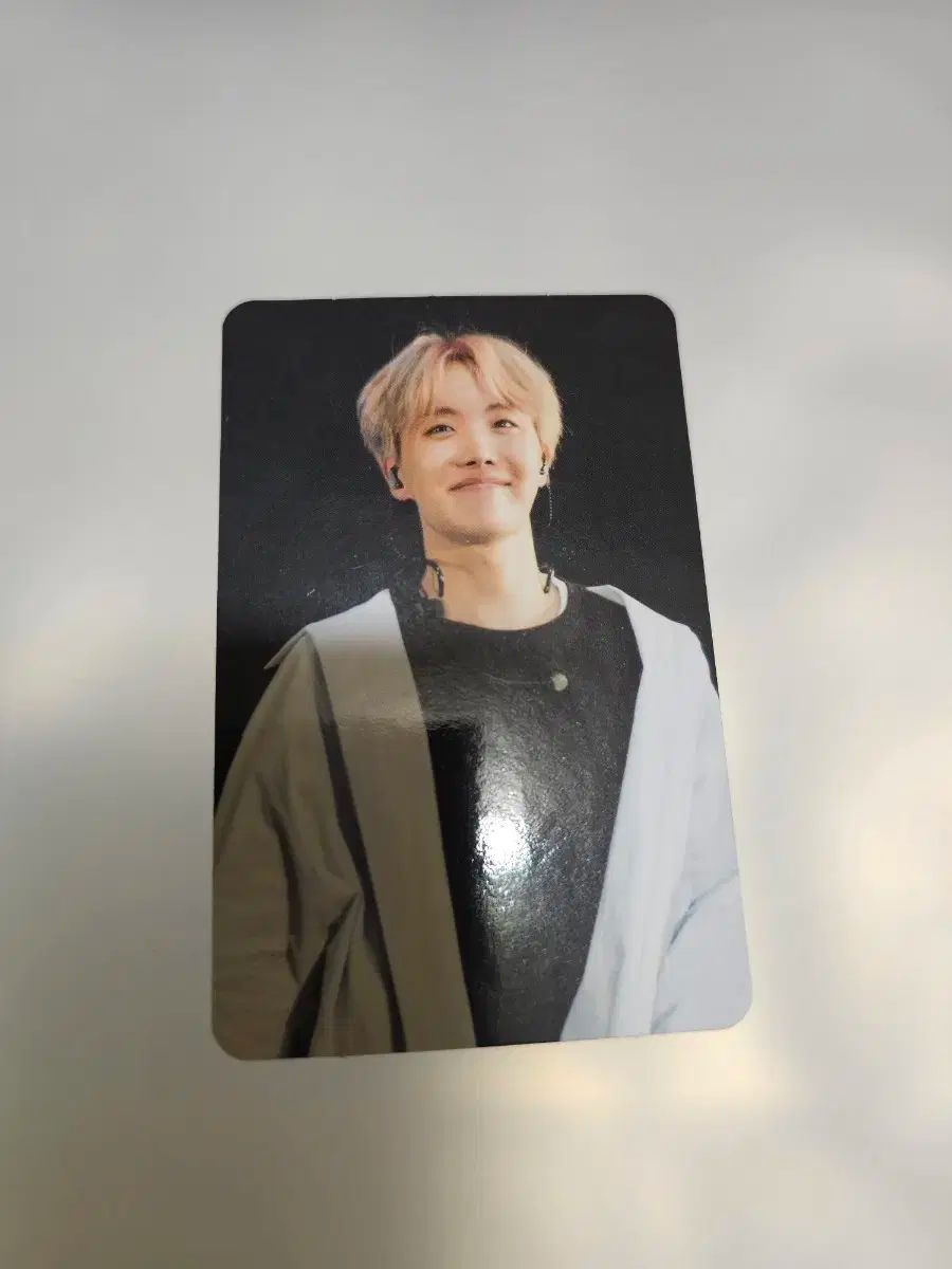 【雷市場（ポンジャン）商品韓国直送】BTS(防弾少年団・バンタン) bts WINGS dvd ジェイホープ(J-HOPE・ホソク・ホビ) トレカ