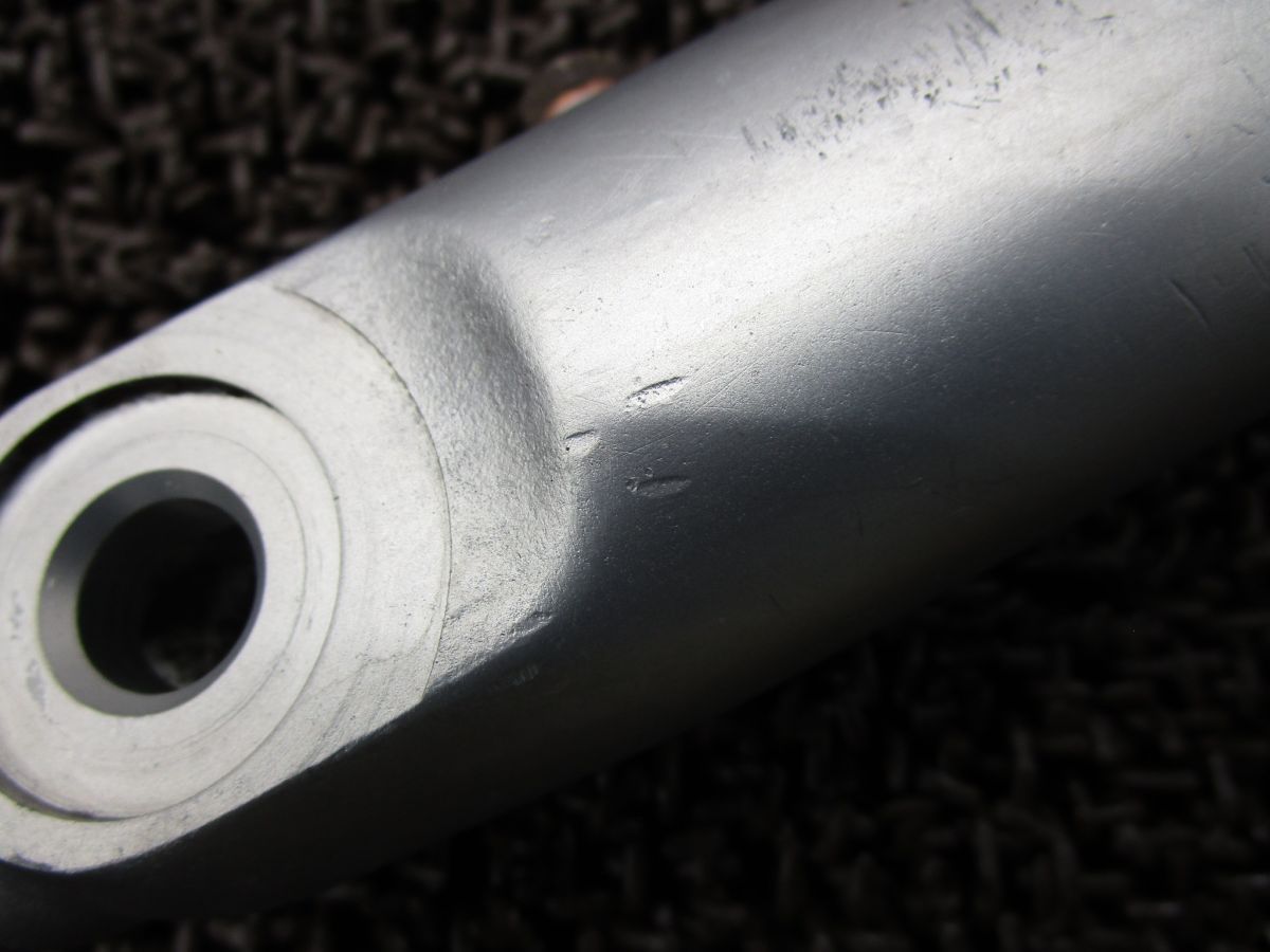 フロントフォーク