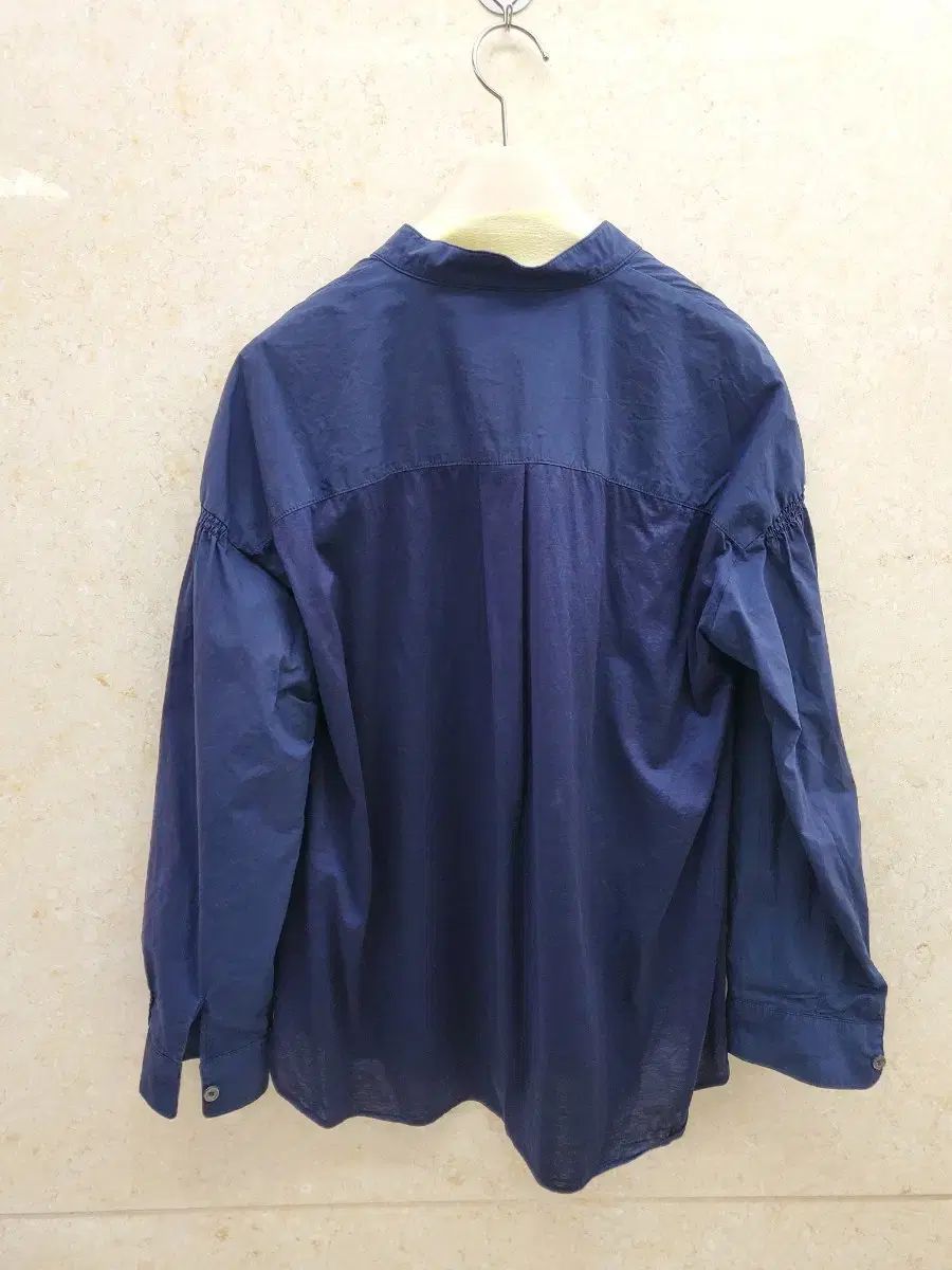 未使用品 ダックス DAKS 半袖 シャツ ブラウス 13R 青系 ブルー 総柄 ボタン サイドスリット 透け感 タグ付 レディース 2025年最新】Daks シャツ・ブラウスの人気アイテム - メルカリ
