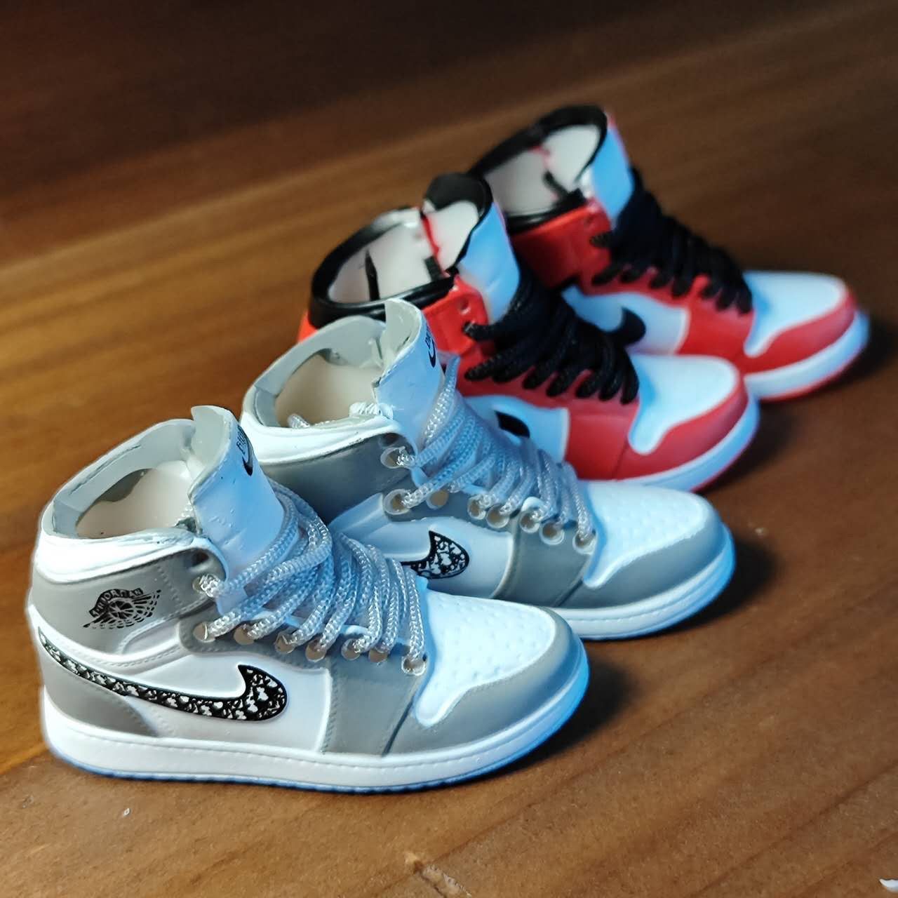 ミニチュアスニーカー 【グレー・赤】2足セット ナイキ コレクション