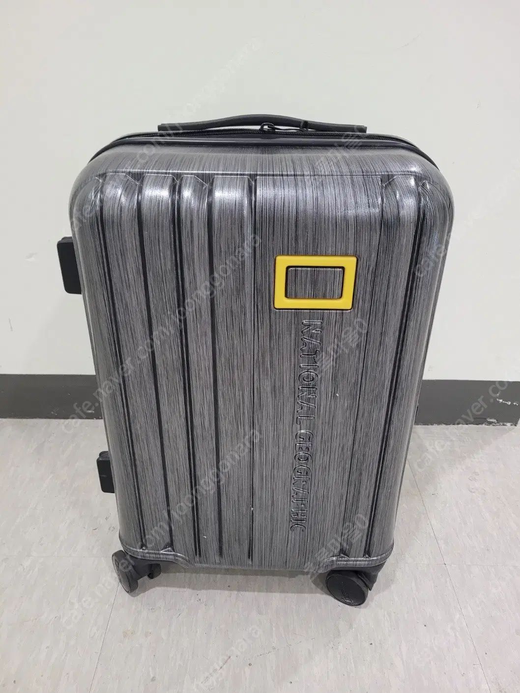 NATIONAL GEOGRAPHIC(ナショナルジオグラフィック) スーツケース