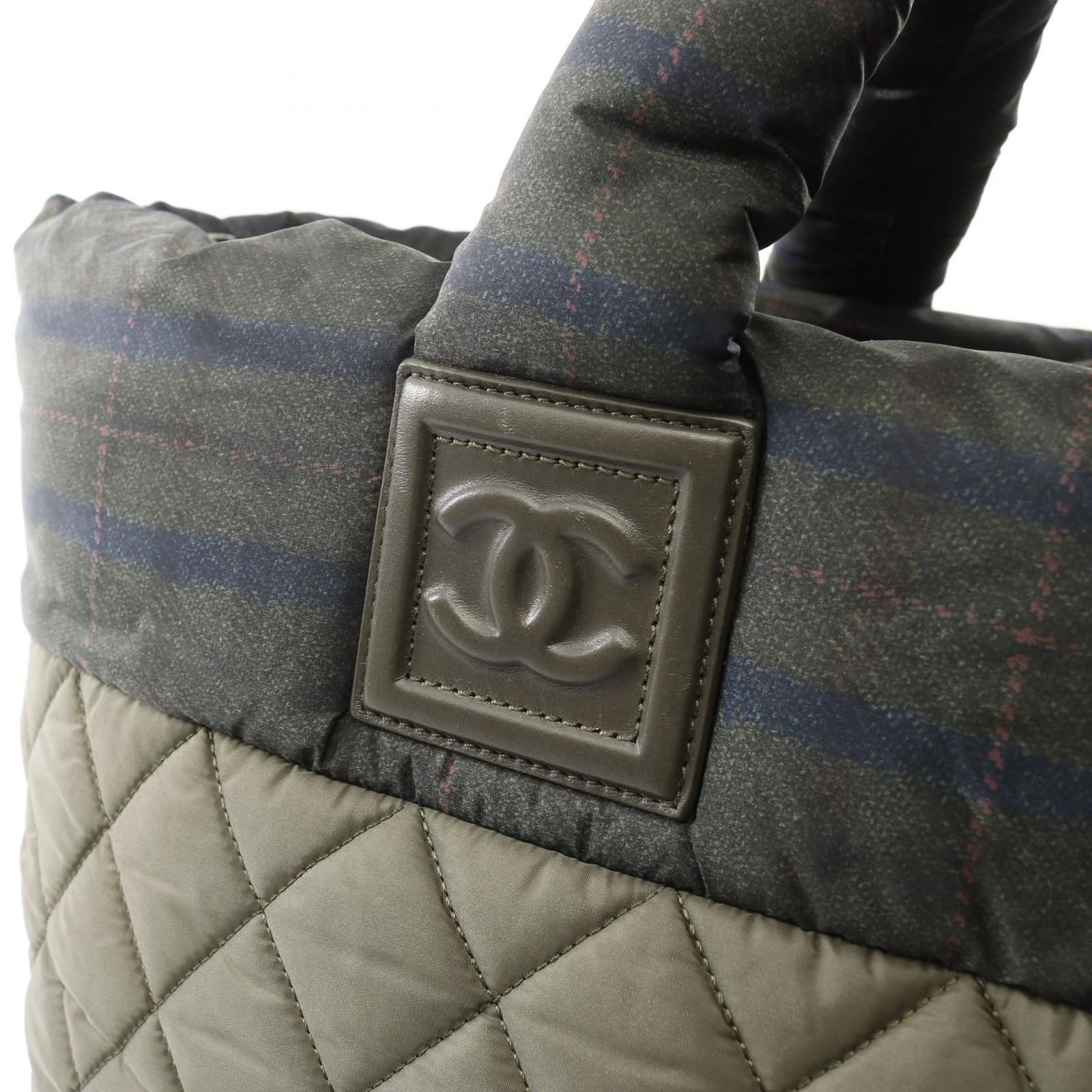 シャネル CHANEL トートバッグ コココクーンMM A48611 カーキ ナイロン 