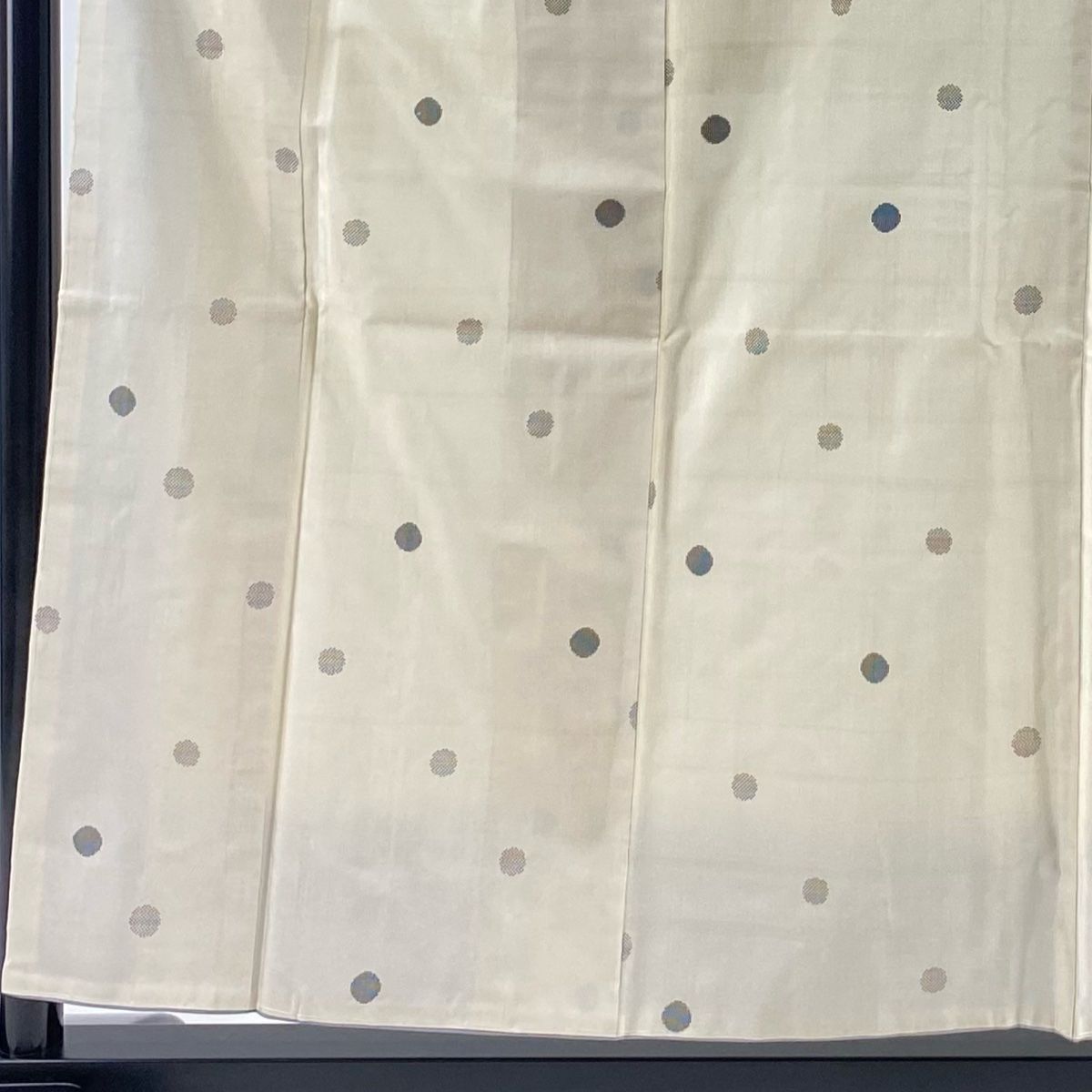 大島紬 身丈159cm 裄丈63cm S 袷 やまと 証紙 丸文 クリーム 正絹