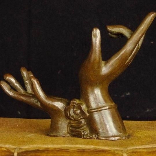 銅細工 仏手蓮華 置物 具 香道具 装飾品 工芸品 美術品 - メルカリ