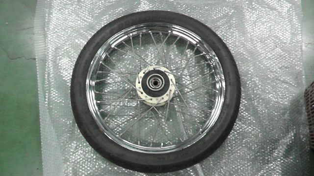 ビラーゴ400 2NT-022xxx の フロントホイール 1748478639