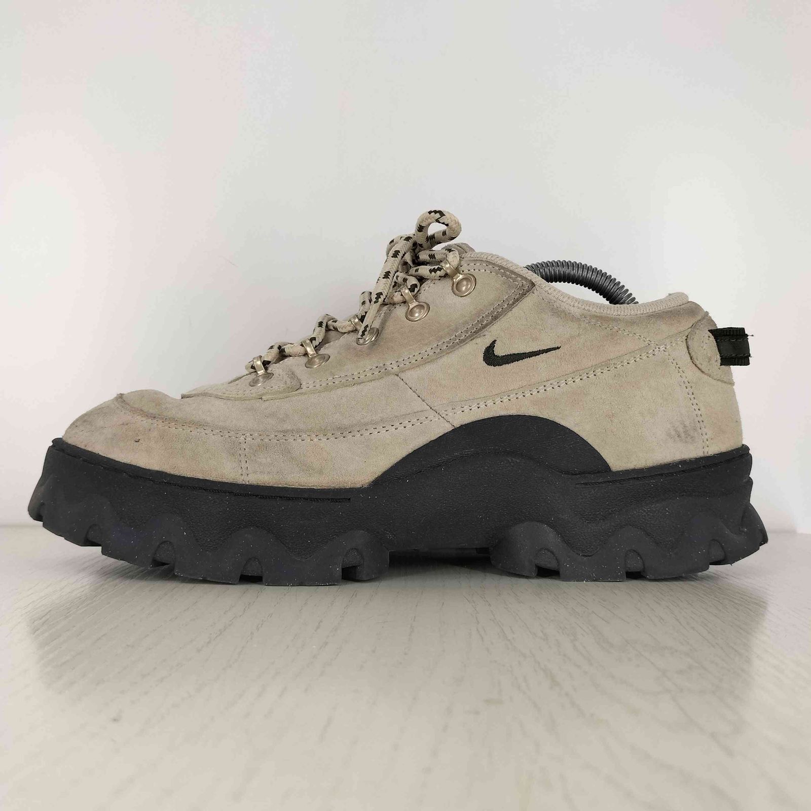 新品 NIKE LAHAR LOW ラハール ロー ラタン カーゴ カーキ