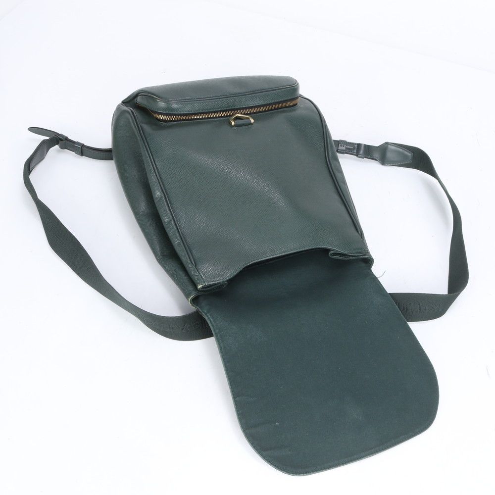 LOUIS VUITTON M30174 タイガ カシアー ルイヴィトン タイガ カシアー M30174 レザー リュックサック