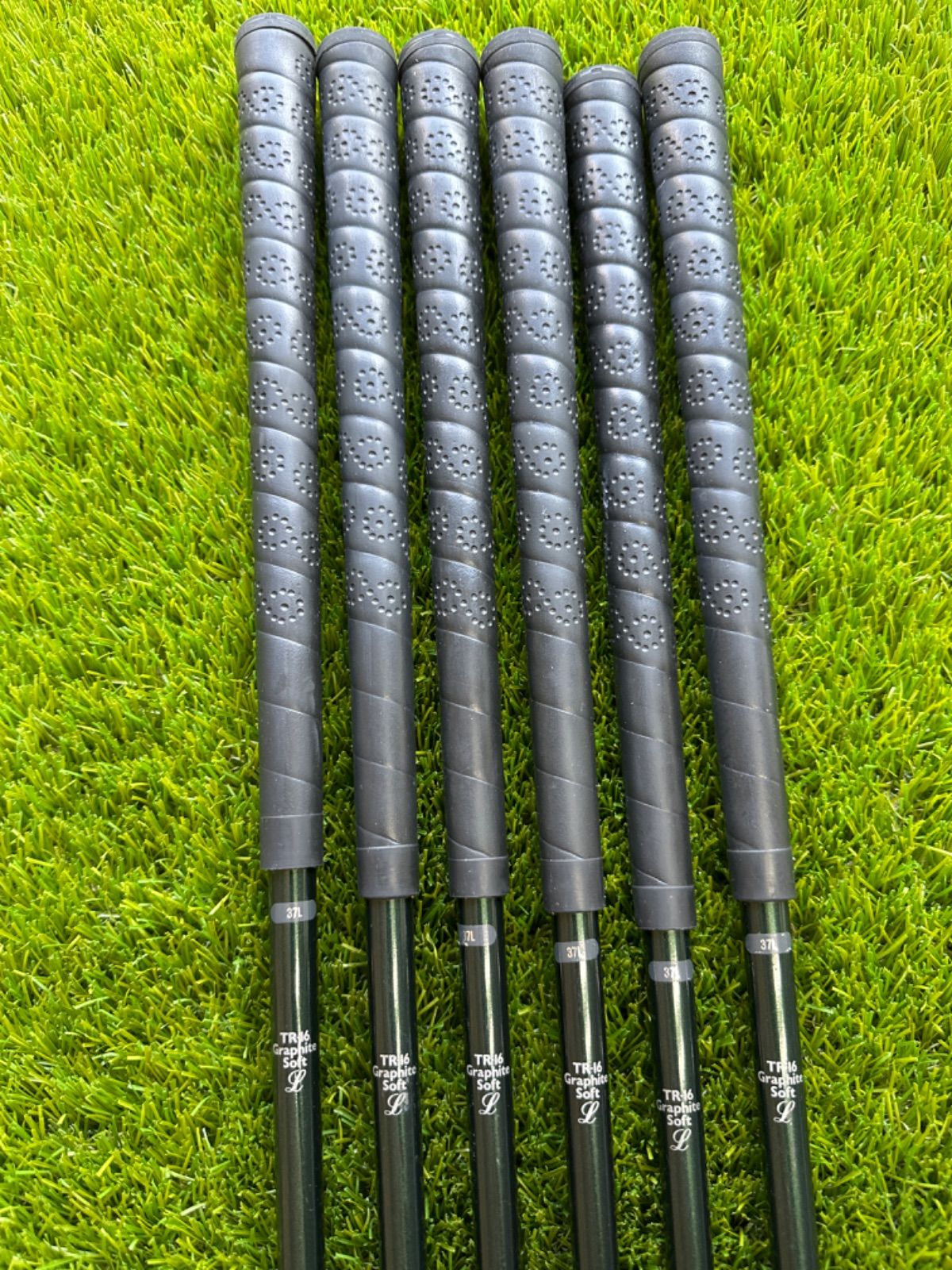 TRUSSARDI ゴルフクラブ9本セット 右 - メルカリ