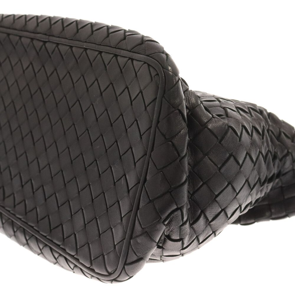 BOTTEGA VENETA (ボッテガヴェネタ) イントレチャート レザー