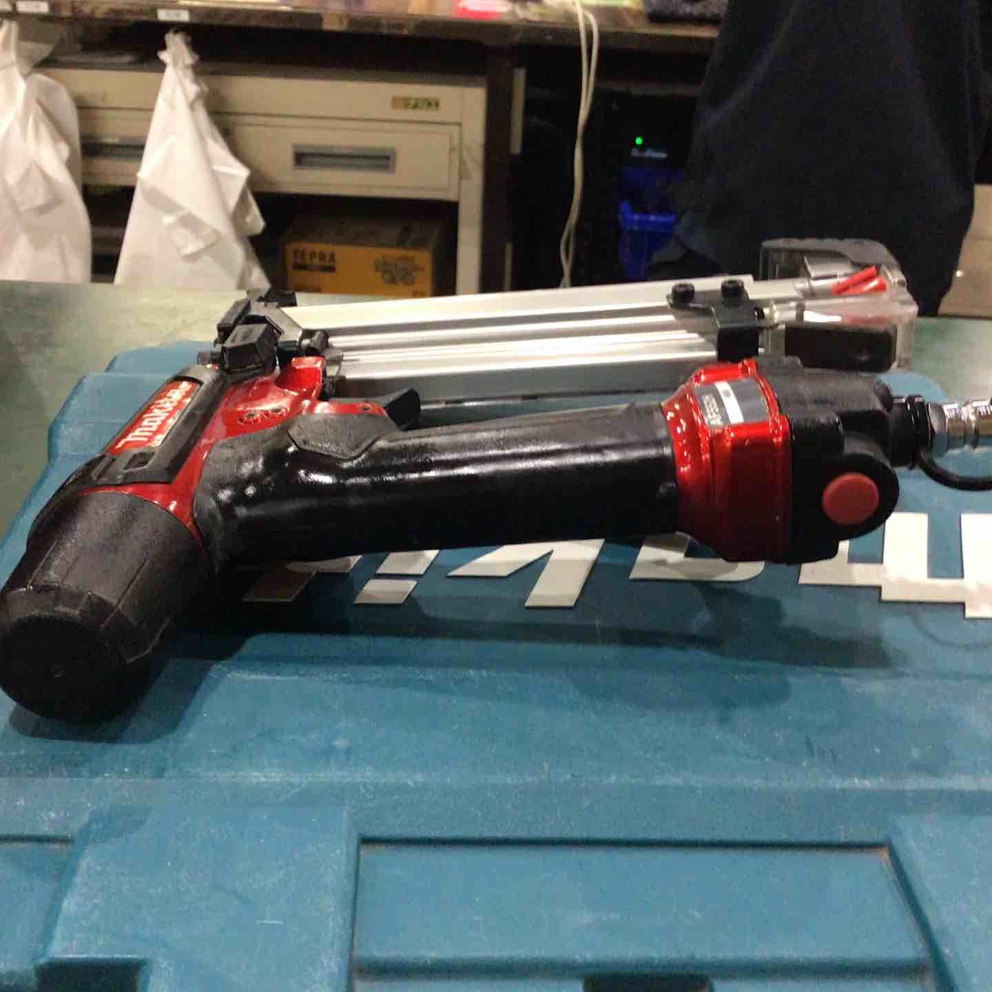 makita 高圧フィニッシュネイラ
