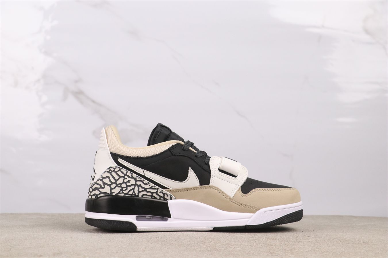 今日 Air Jordan エアジョーダン Legacy 312 Low CD7069-020