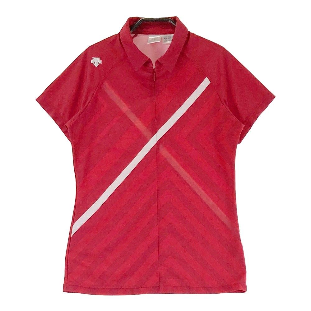 サイズ：M DESCENTE GOLF デサントゴルフ  ハーフジップ 半袖ポロシャツ 総柄 レッド系 [240101418604] ゴルフウェア レディース ストスト サイズ：M DESCENTE GOLF デサントゴルフ ハーフジップ 半袖