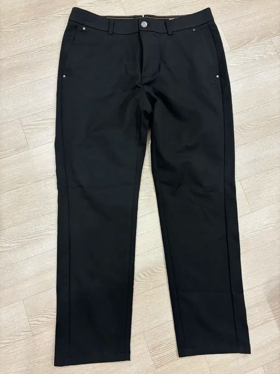 23年 Callaway キャロウェイ ゴルフ ズボン 34