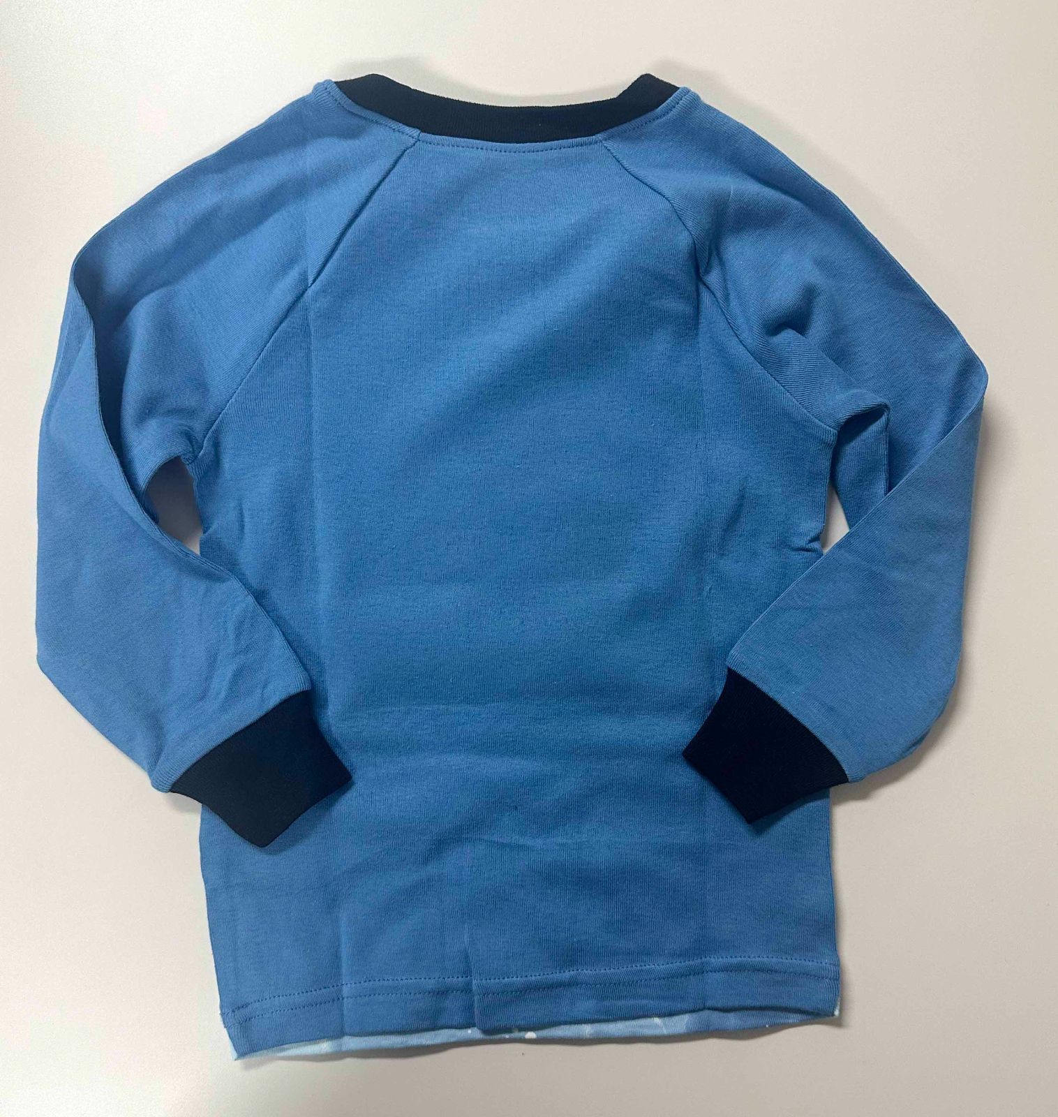 新品 120 ★ コストコ カークランドシグネチャー キッズ オーガニックコットン 長袖 パジャマ ブルー 6T ボーイズ 宇宙 銀河 男の子 上下 セット Kirkland Signature Kid's organic cotton Pajama boys