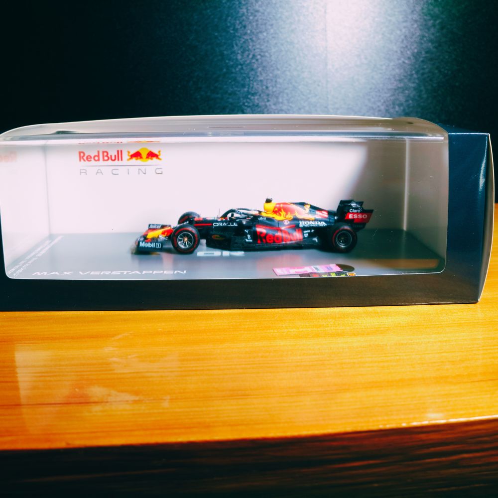 1/43 Spark Red Bull Racing Honda RB16B No.33 アブダビGP 2021