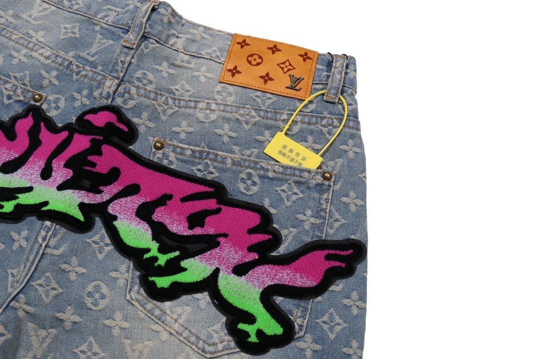 今日特価】LOUIS VUITTON FW21 ロゴグラフィック モノグラム