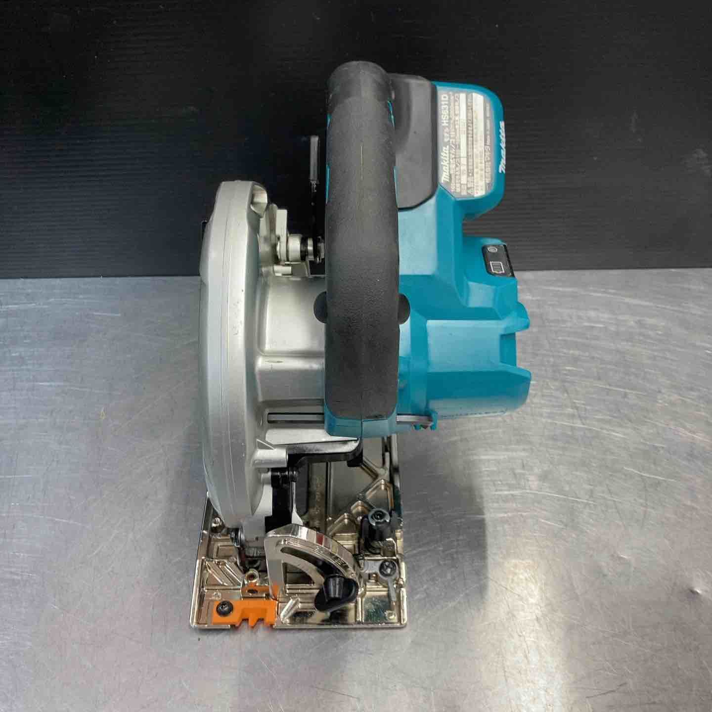 中古美品】 マキタ(makita) 18V コードレス丸のこ HS631DZ 本体
