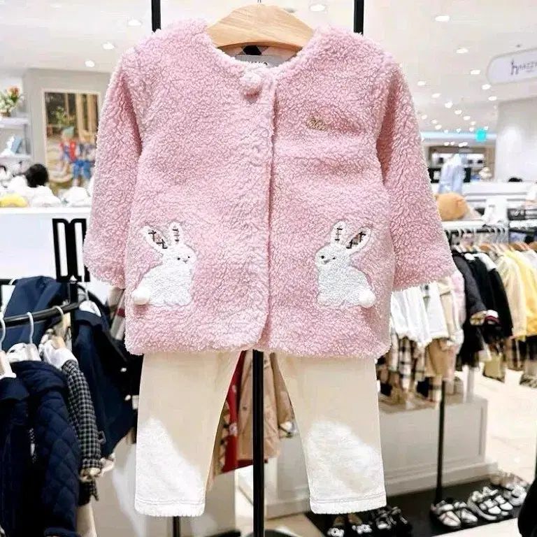 新 DAKS ベイビー ラビット FUR カーディガン 上下セット