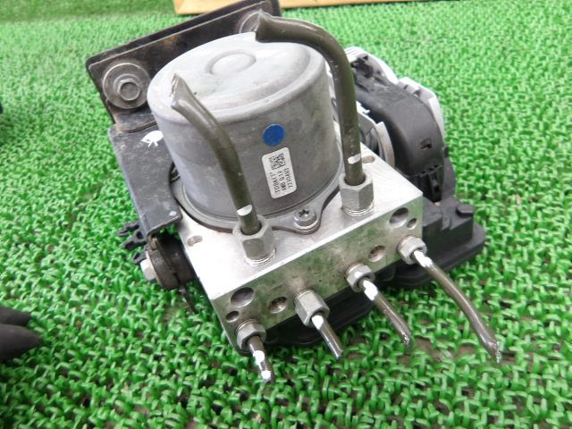 4FQ7038 BHX5 日産 セレナ GFC27 GFNC27 前期型 ハイウェイスター ABSアクチュエーター TD8417 FFCRYSTALESIA_COM