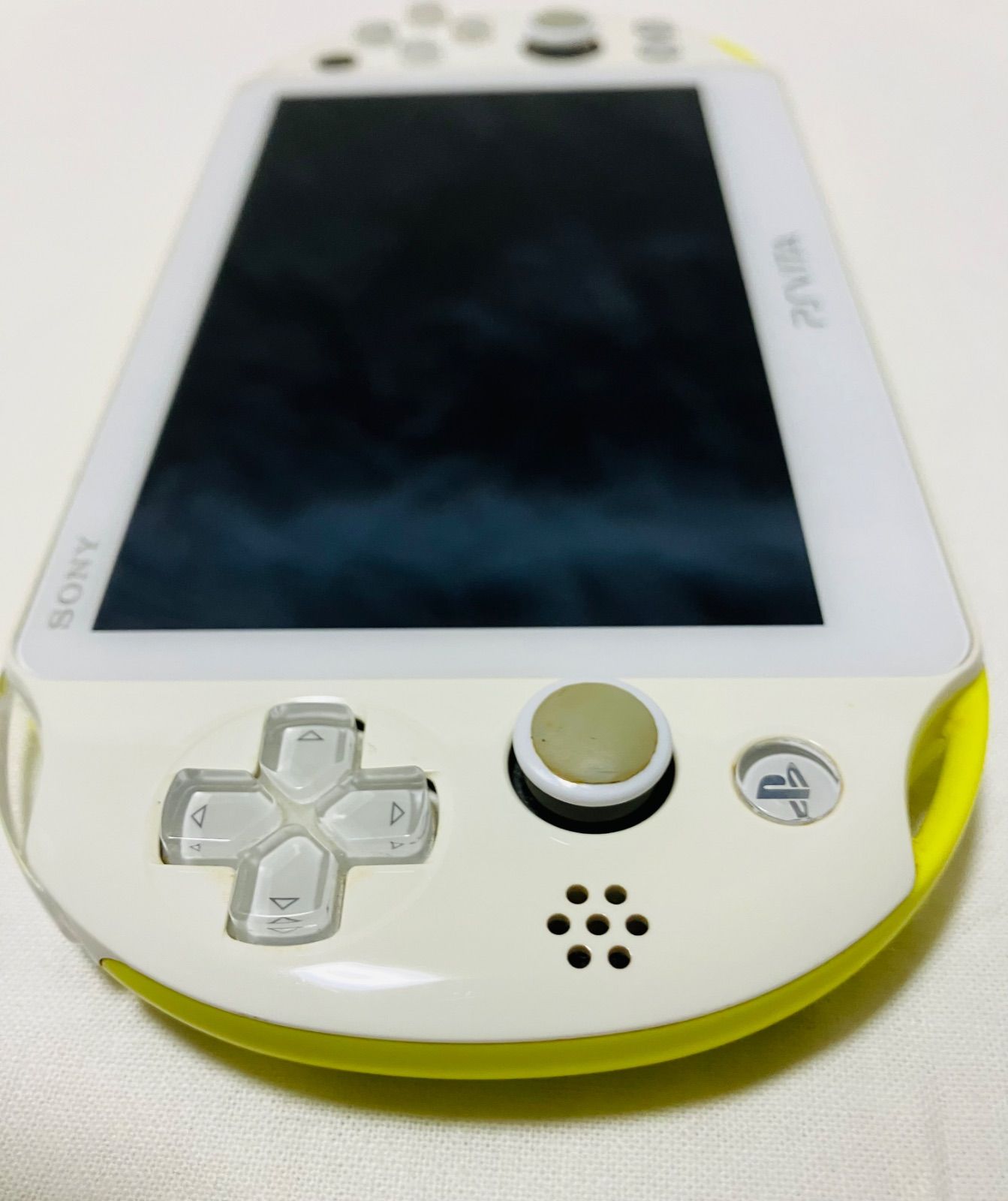 SONY PlayStation®Vita（PCH-2000シリーズ） Wi-Fiモデル ライム