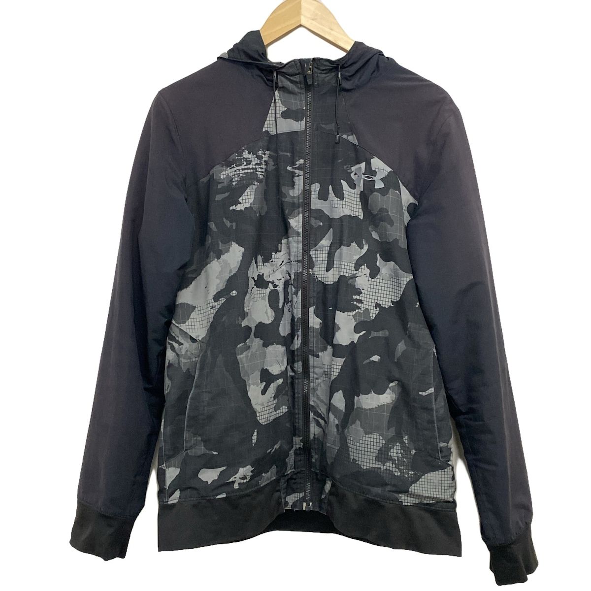 アンダーアーマー 迷彩柄アウターウィンドブレーカー Lサイズ 楽天市場】アンダーアーマー ウインドブレーカー 迷彩の通販