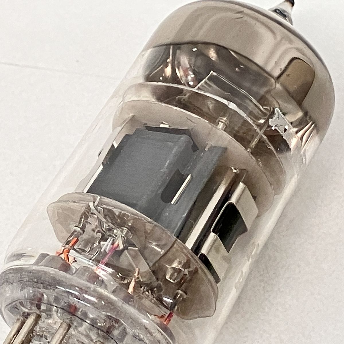マランツECC83  12AX7 Amazon.com: 12AX7 / ECC83 - JJ Electronics, Pin Type