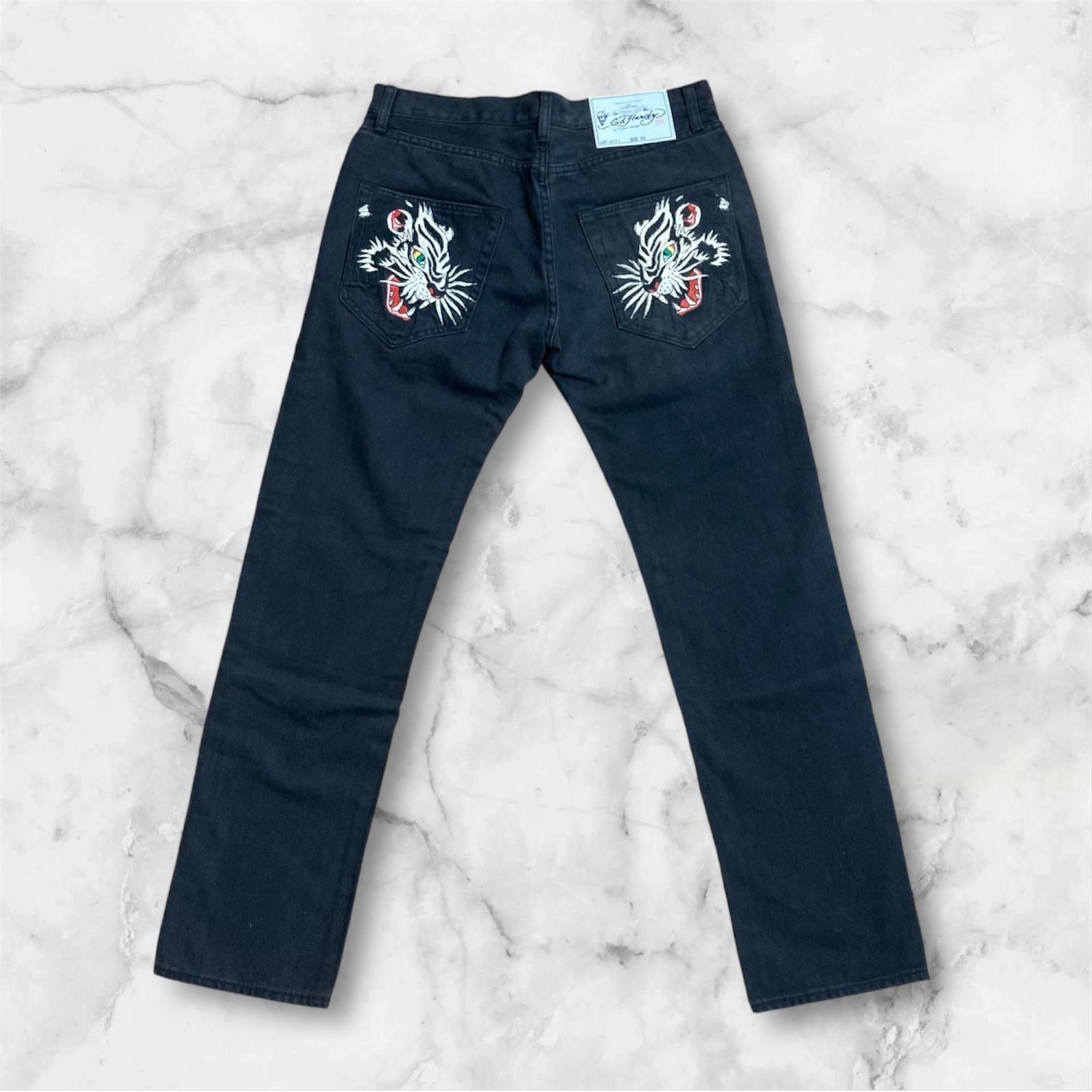新品未使用》Ed Hardy ブラック パンツ (32インチ) - メルカリ 新品未使用》Ed Hardy ブラック パンツ (32インチ) - メルカリ