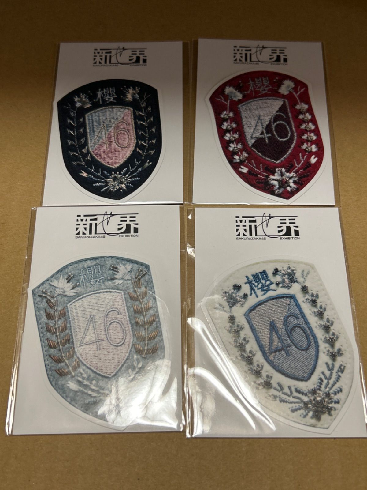 Amazon.co.jp: 櫻坂46 新せ界 衣装エンブレム ステッカー 全5種