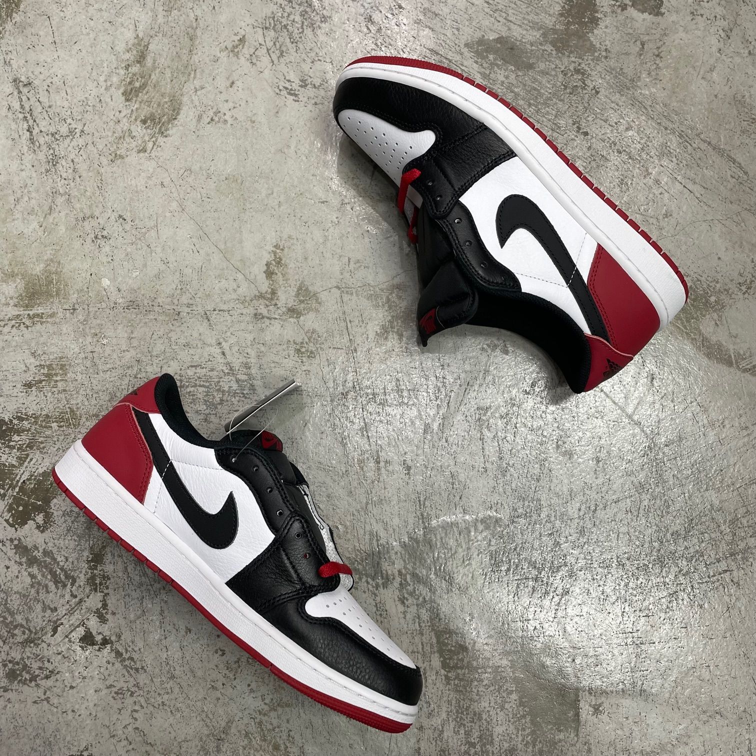 新品 国内正規 Nike Air Jordan 1 Retro Low OG Black Toe つま黒