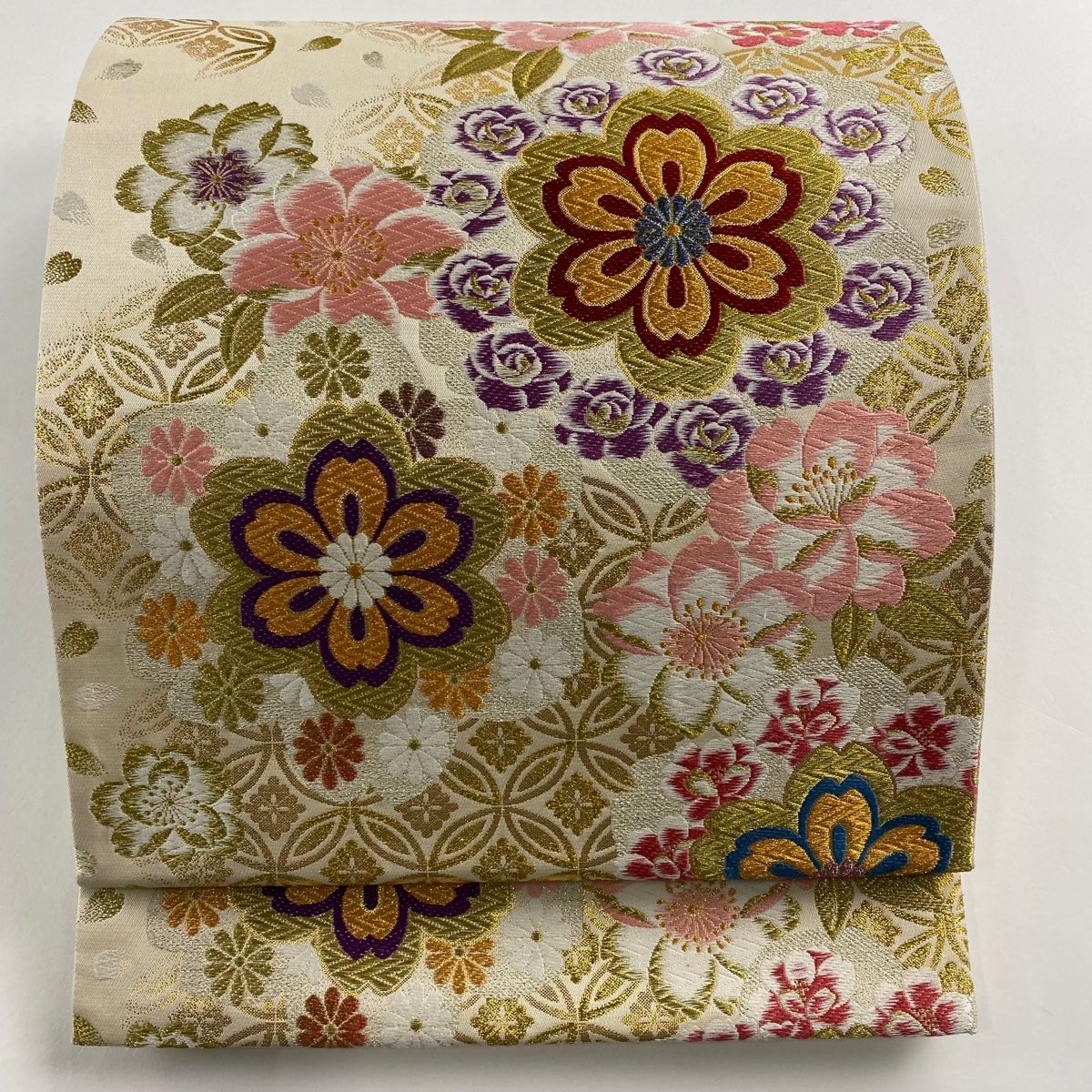 袋帯 秀品 振袖向き 桜 七宝 金糸 唐織 ベージュ 六通 正絹