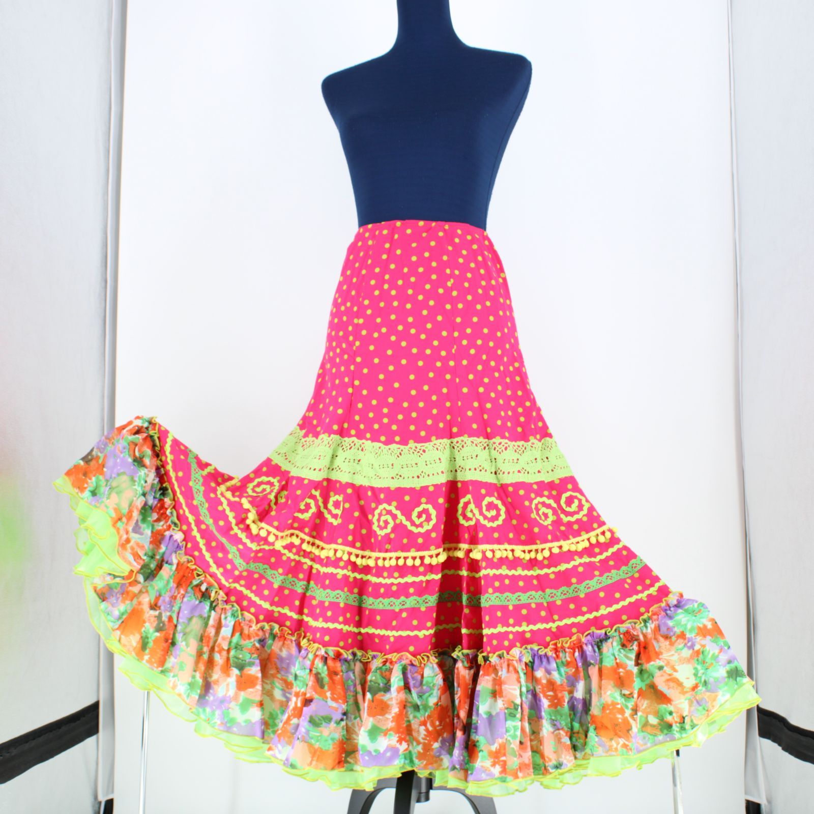 フラメンコ　スカート　ハイウエスト　ピンク花柄6段ボランテ フラメンコ スカート ハイウエスト ピンク花柄6段ボランテ