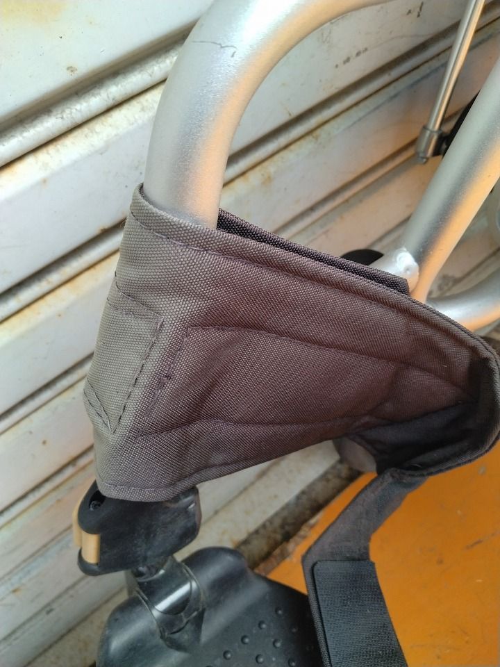 送料無料 一部地域を除く 松永製作所 ネクストコア 自走型車いす NEXT-11B-42 KM-25-0919-08