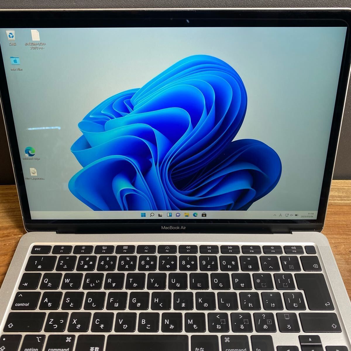 美品 MacBook Air 2020 Win11 Office付 13