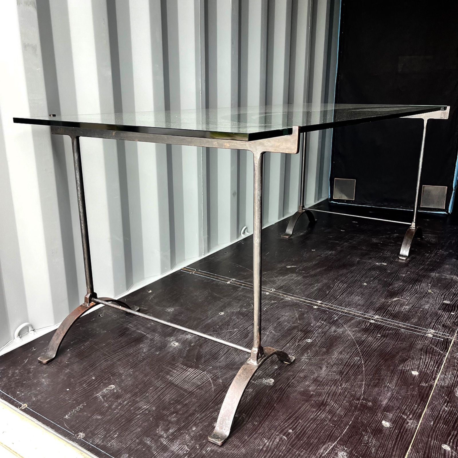 取付無料！真鍮 ガラス天板 インダストリアル モダンダイニングテーブル✨