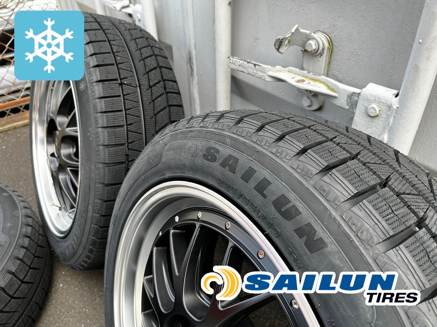 スタッドレス【日産】エクストレイル T33 NT33 スタッドレスタイヤ