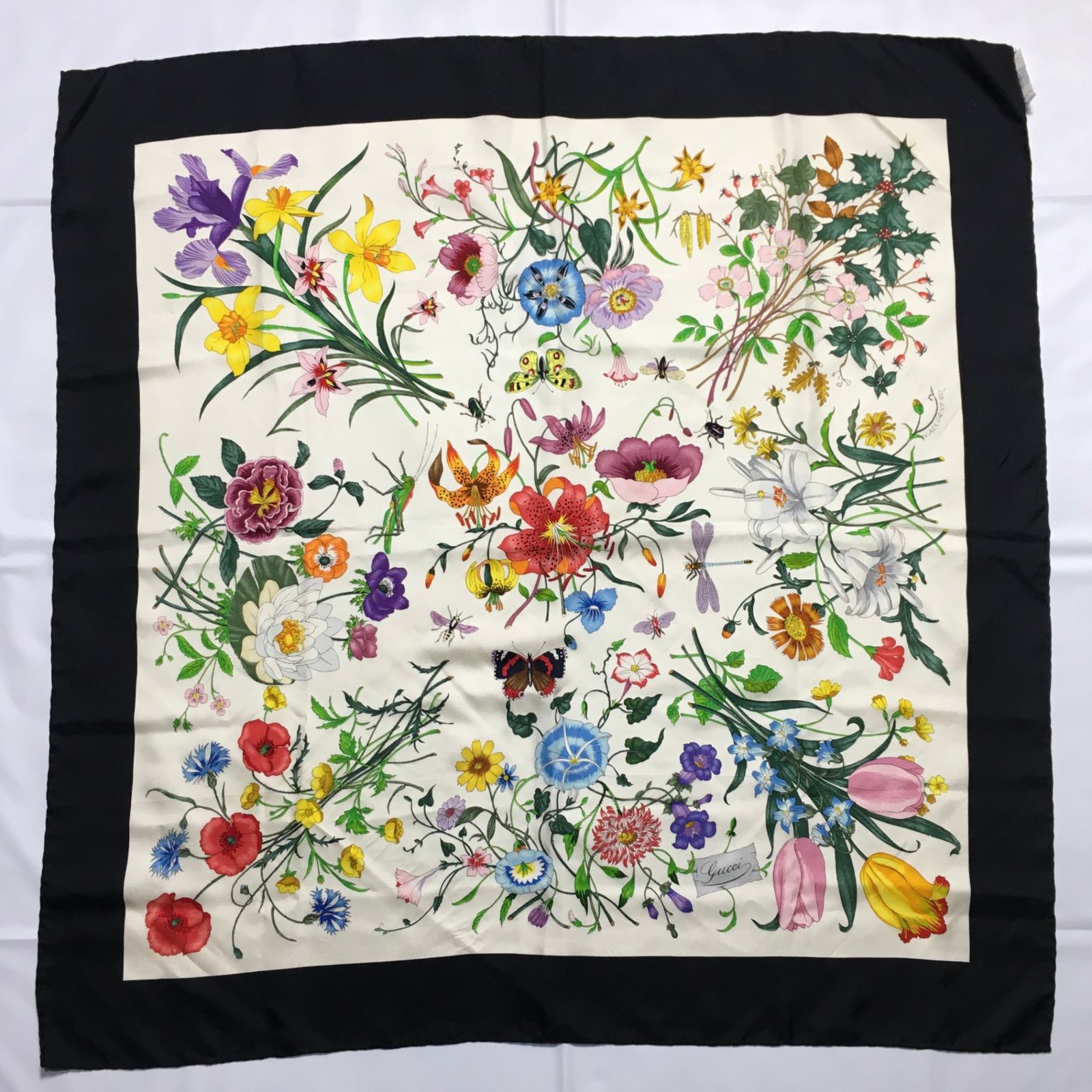 2508-233｜美品｜グッチ スカーフ シルク ブラック 花柄 2508-233｜美品｜グッチ スカーフ シルク ブラック 花柄 - メルカリ
